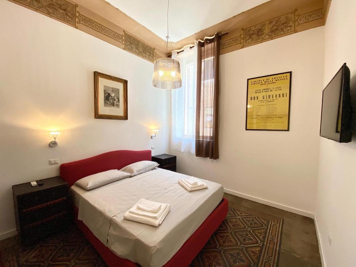 Al Teatro Bed & Breakfast เรจโจ ดี คาลาเบีย ภายนอก รูปภาพ