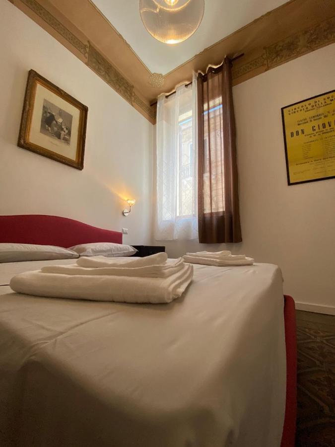 Al Teatro Bed & Breakfast เรจโจ ดี คาลาเบีย ภายนอก รูปภาพ